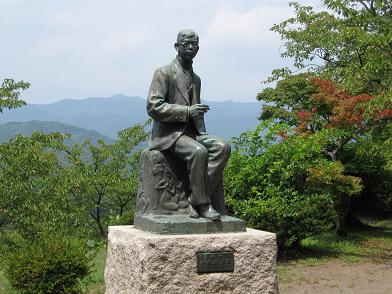 滝廉太郎の銅像